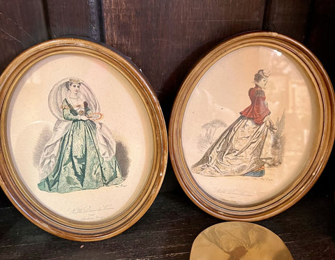 Pair of oval French women illustrations