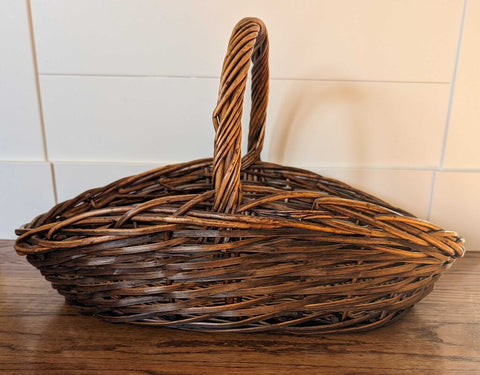 Vintage Gathering Basket w/Handle 21x14