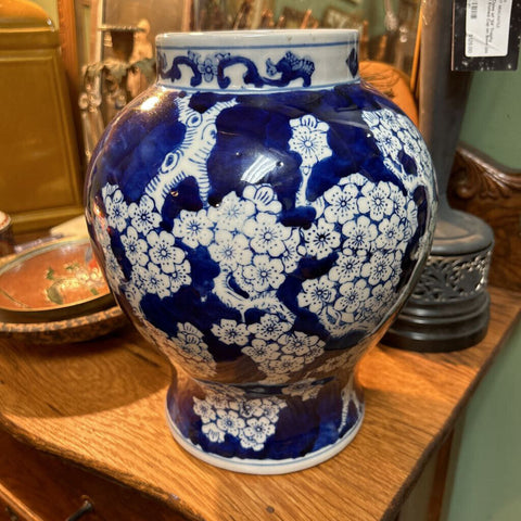 Large Vintage Blue & White Chinoiserie Vase