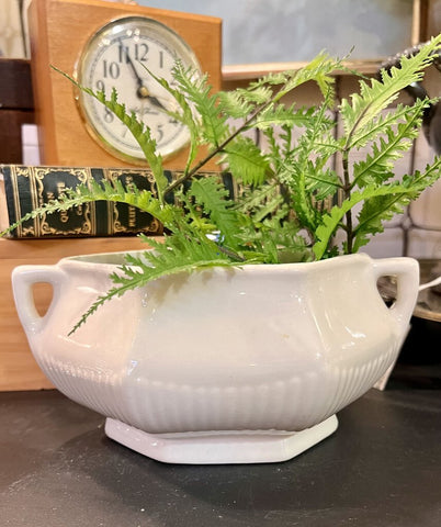 Vintage Ironstone sugar bowl (no lid), cute w/plant (not included)