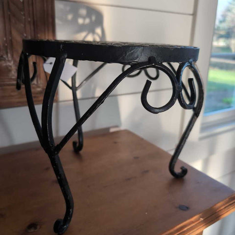 Vintage Black Wrought Iron Riser 10 in high IM STORE PICKUP ONLY
