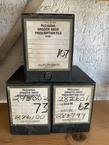 Vintage Metal McCracken Prescription File Box~ 5" w x 8 1/4" d x 7"t