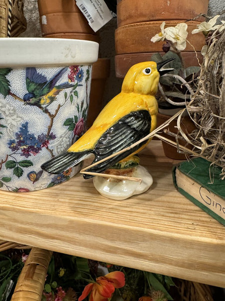 Vintage yellow Stengel bird