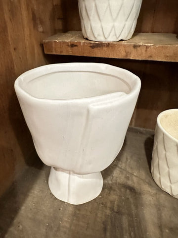 White pottery vase 5x6
