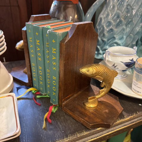 5 x 7 fish bookends brass