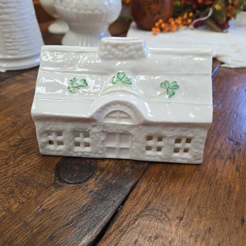 Belleek 5.5 w x 4" tall house