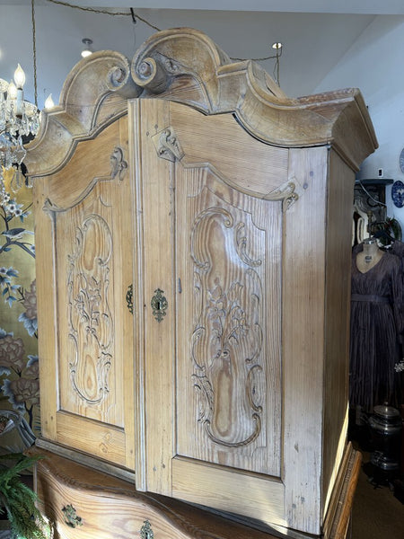 ANTIQUE PINE ARMOIRE 18TH24W 27T 48W INSIDE BACK HAS BEEN REPLACED HAS IN STORE PICK UP ONLY