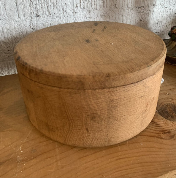 Vintage Wooden Pestle Box ~ 8.5" w x 4" t