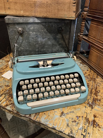 Vintage Singer Turquoise Typewriter ~ As found