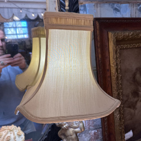 Cherub Lamp w Shade