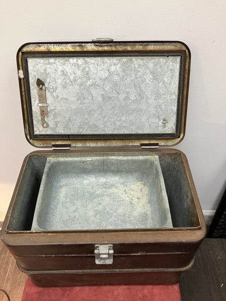 Vintage metal cooler with shelf