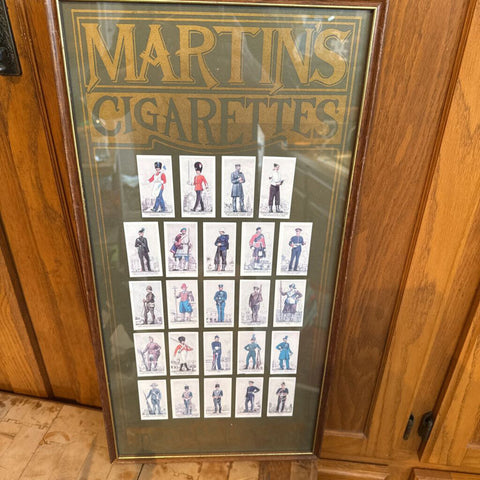 Vintage framed cigarette trading cards set(24), soldiers of the world