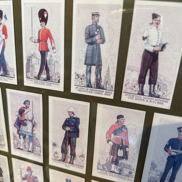 Vintage framed cigarette trading cards set(24), soldiers of the world