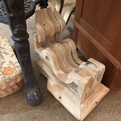 Small Corbel