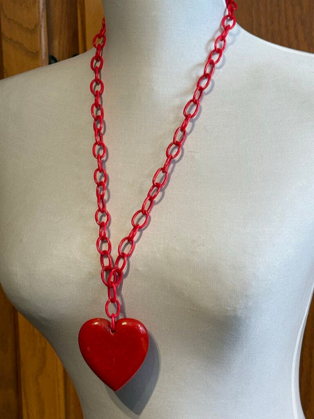 Vintage Bakelite necklace, hearts