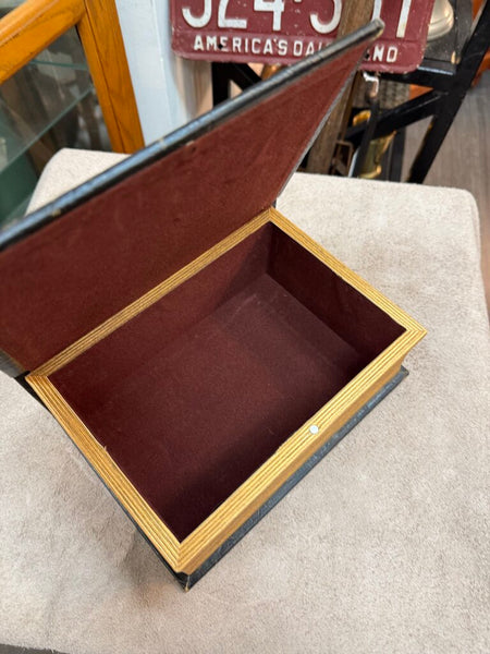 Keepsake "Book, velvet lined