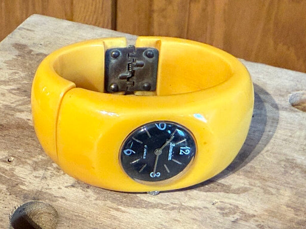 1940s Yellow Bakelite Hinged Clamper Bangle Watch Bracelet As Is