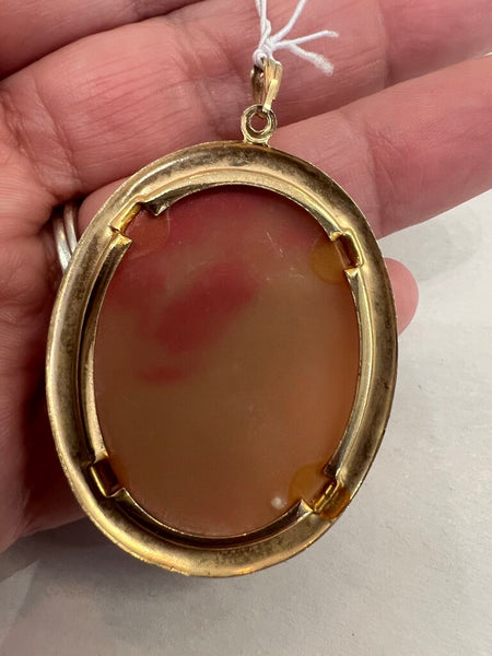 Vintage Cameo