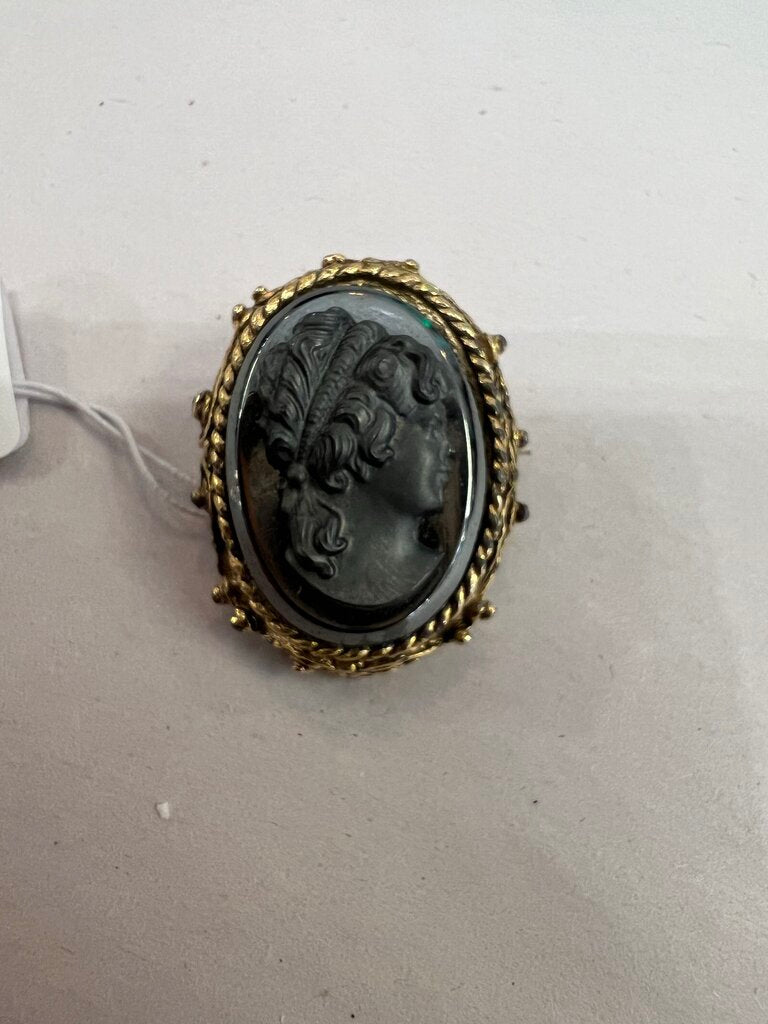 Vintage Cameo