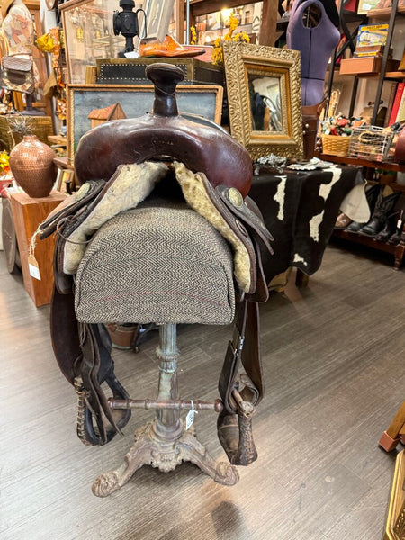 Royal King Western Saddle