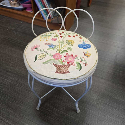 Stool 14 x 21 tall. IN STORE PICK UP