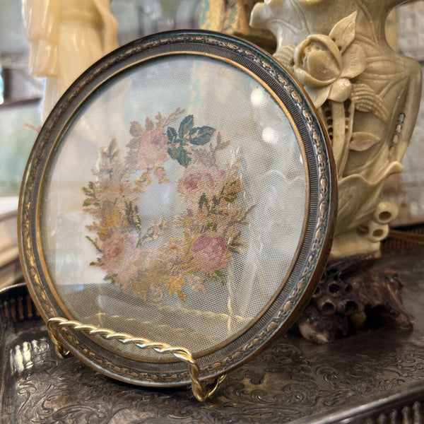 |D| Antique Brass & Lace Trinket Dish