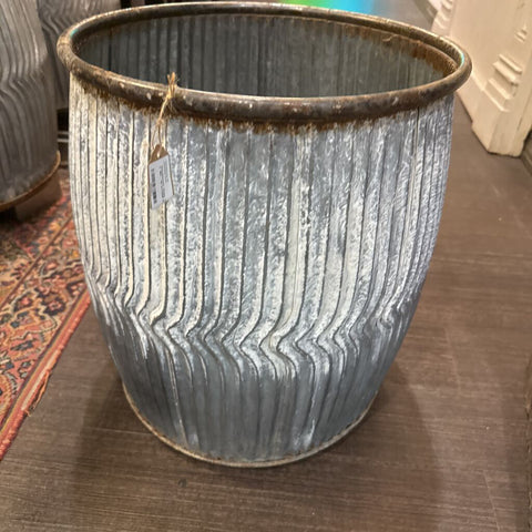 Weathered "Dolly Tub" Planter 15D x 18H - IN STORE P/U ONLY