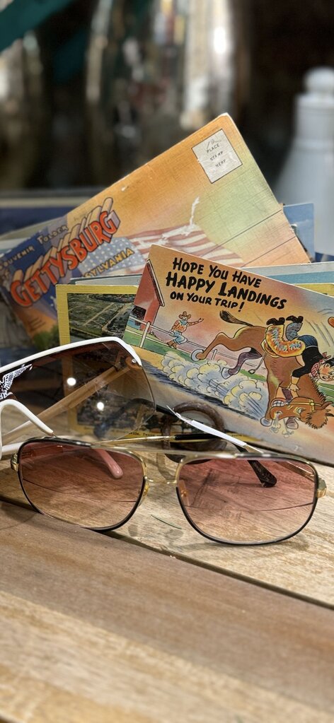 Retro glasses wire