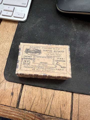 Blanch Poure & Co pen nib box with nibs
