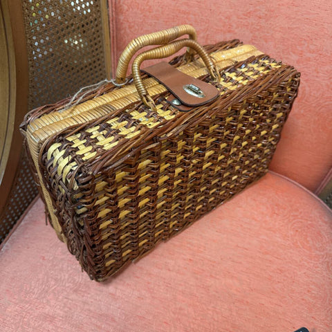 Wicker Picnic Basket 8.5" x 14" W1847