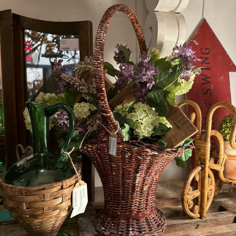 Vtg Embellished Floral Basket