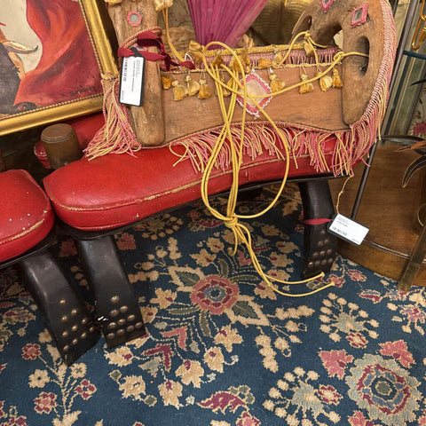 Camel saddle