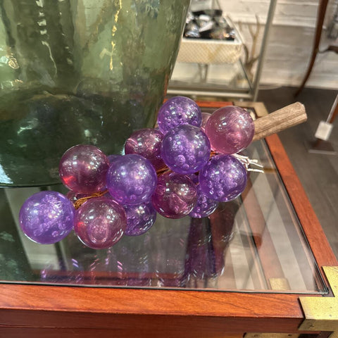 Vint Lucite Purple Grapes