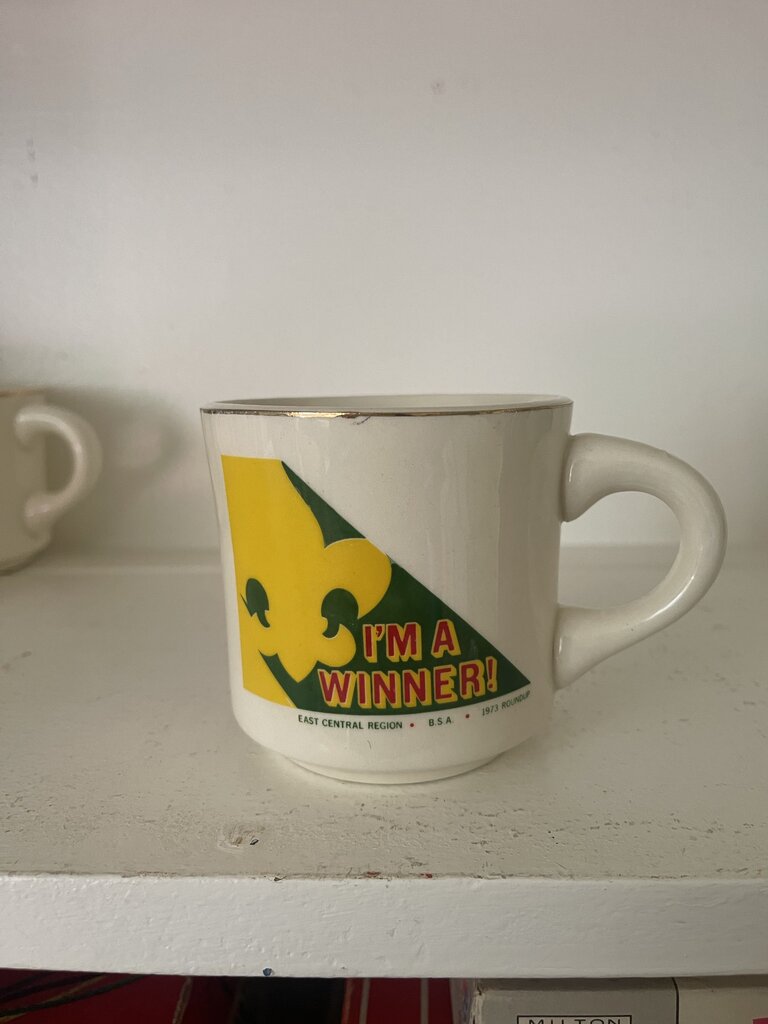 Jens Frrsh Vintage ~ vintage Girl Scout mug. I'm a winner.