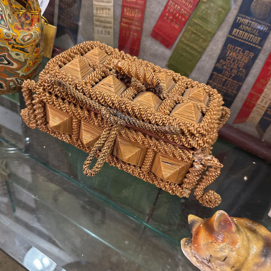 Folk art basket weave box