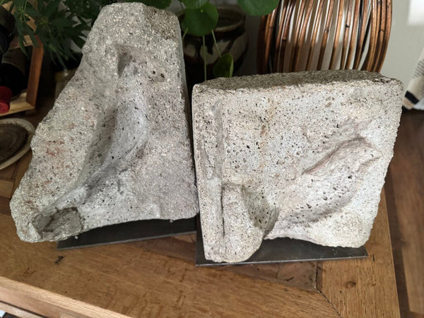 Bird imprint Art sculpture tall