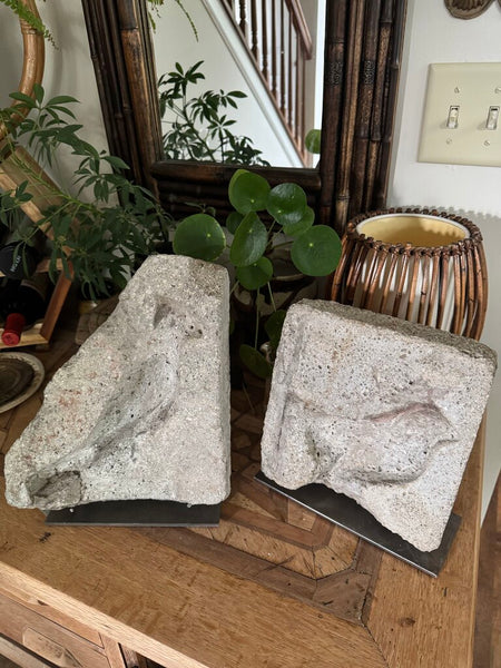 Bird imprint Art sculpture tall