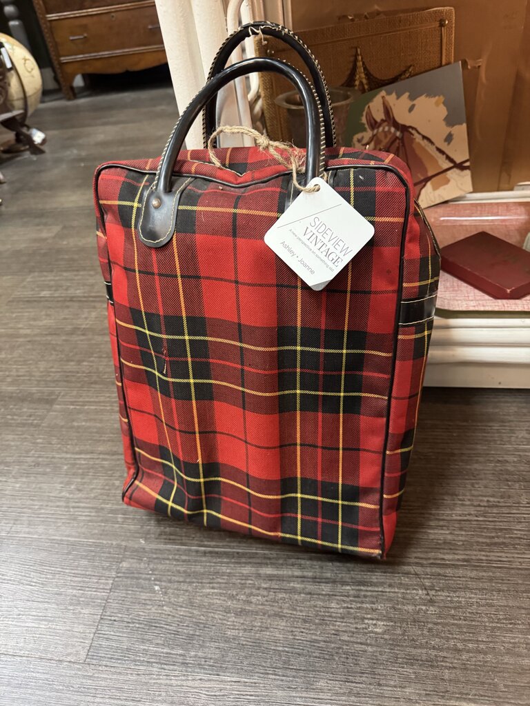 Plaid Picnic Kit (2 Cylinders and a Storage Container) H1047