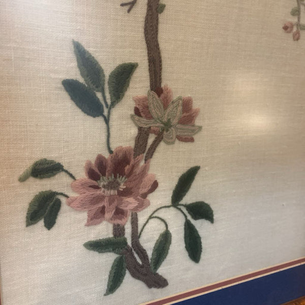 Bird embroidery 19x27