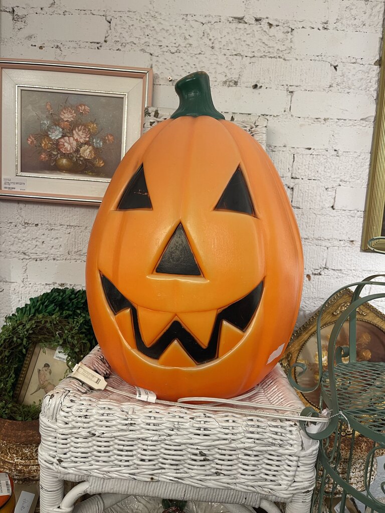 Large vintage empire lighted blow mold, pumpkin