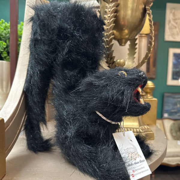 Vint Scary Black Cat