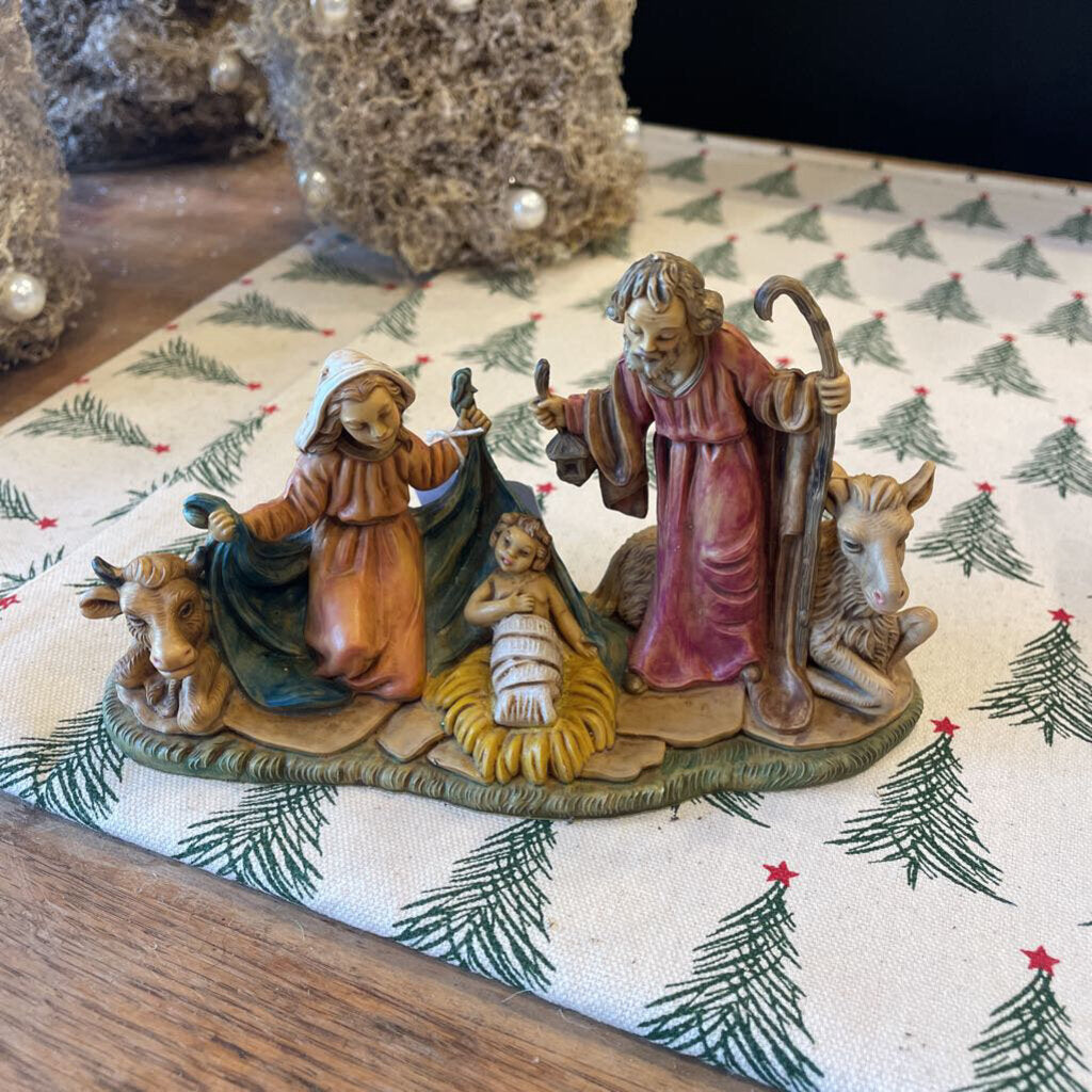 Moxie - Italy 15 Holy Family Nativity Scene - Hard Plastic -