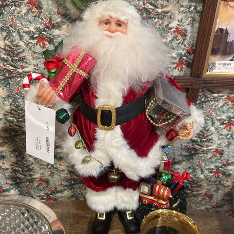Santa 17" T