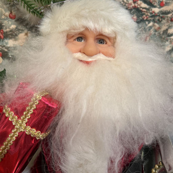 Santa 17" T