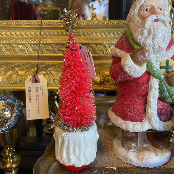 Moxie - Santa and Tree Assemblage - 7"