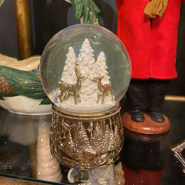 Snow Globe w/ Deer