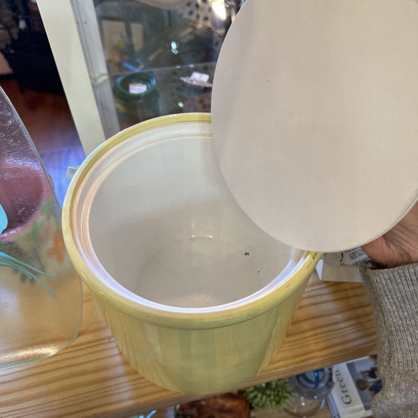 Yellow ice bucket