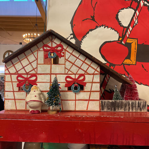 JFV ~ Vintage Santa chalet with Santa 3 trees adornments