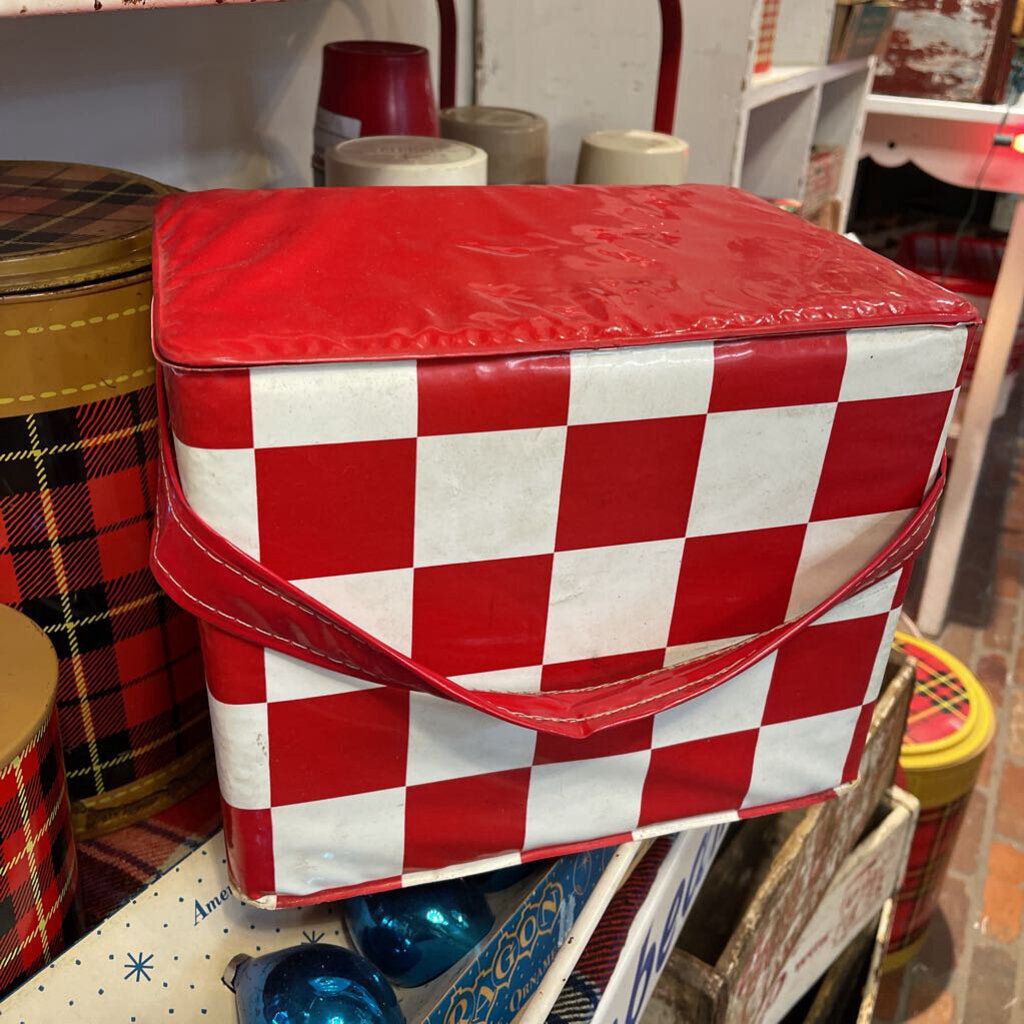 JFV - Vintage cold pack cooker red and white check