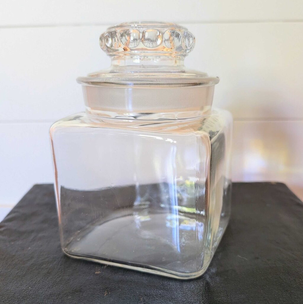 Vintage Apothecary Jar 5x8